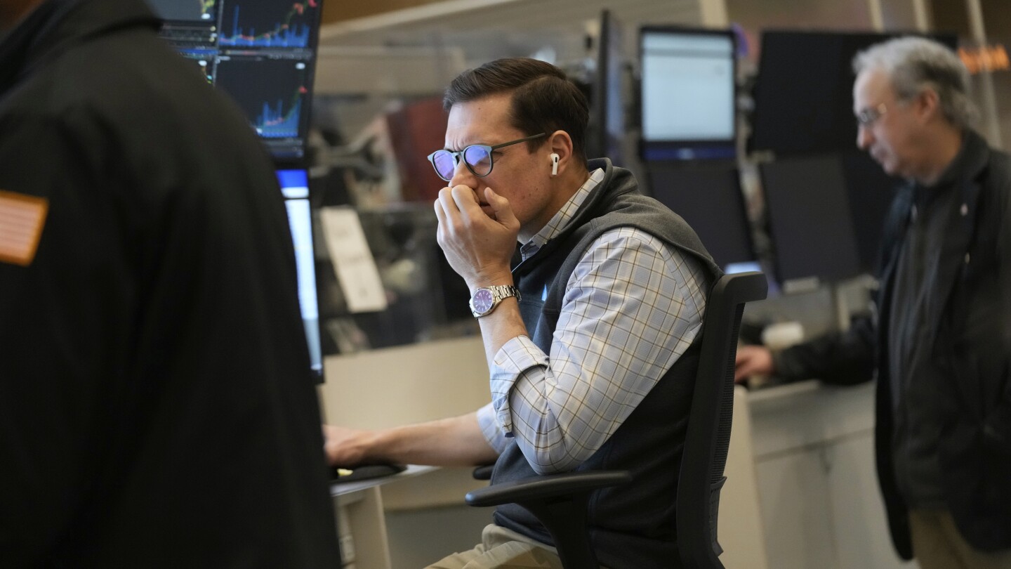 US Stocks Rebound: Tech Sector Leads Recovery Amid Escalating Trade War