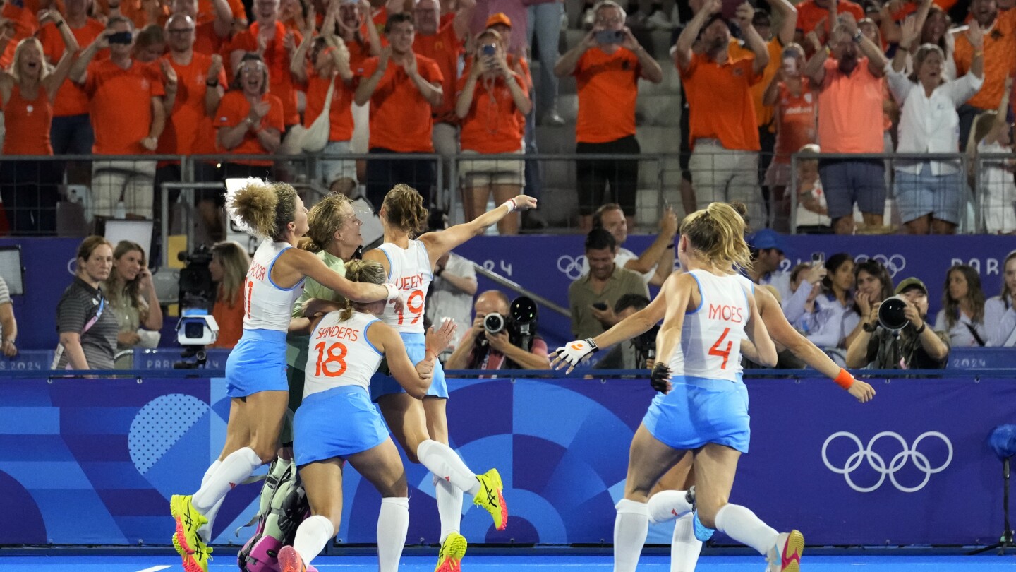 Dubbel goud Nederlands hockey: vrouwen verdedigen titel terwijl Nederland de sporttitels in Parijs verovert