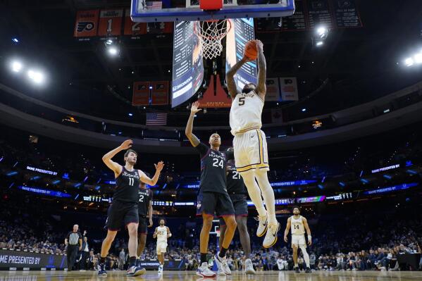 Three Perfect Reactions to Villanova's Insane Championship Buzzer