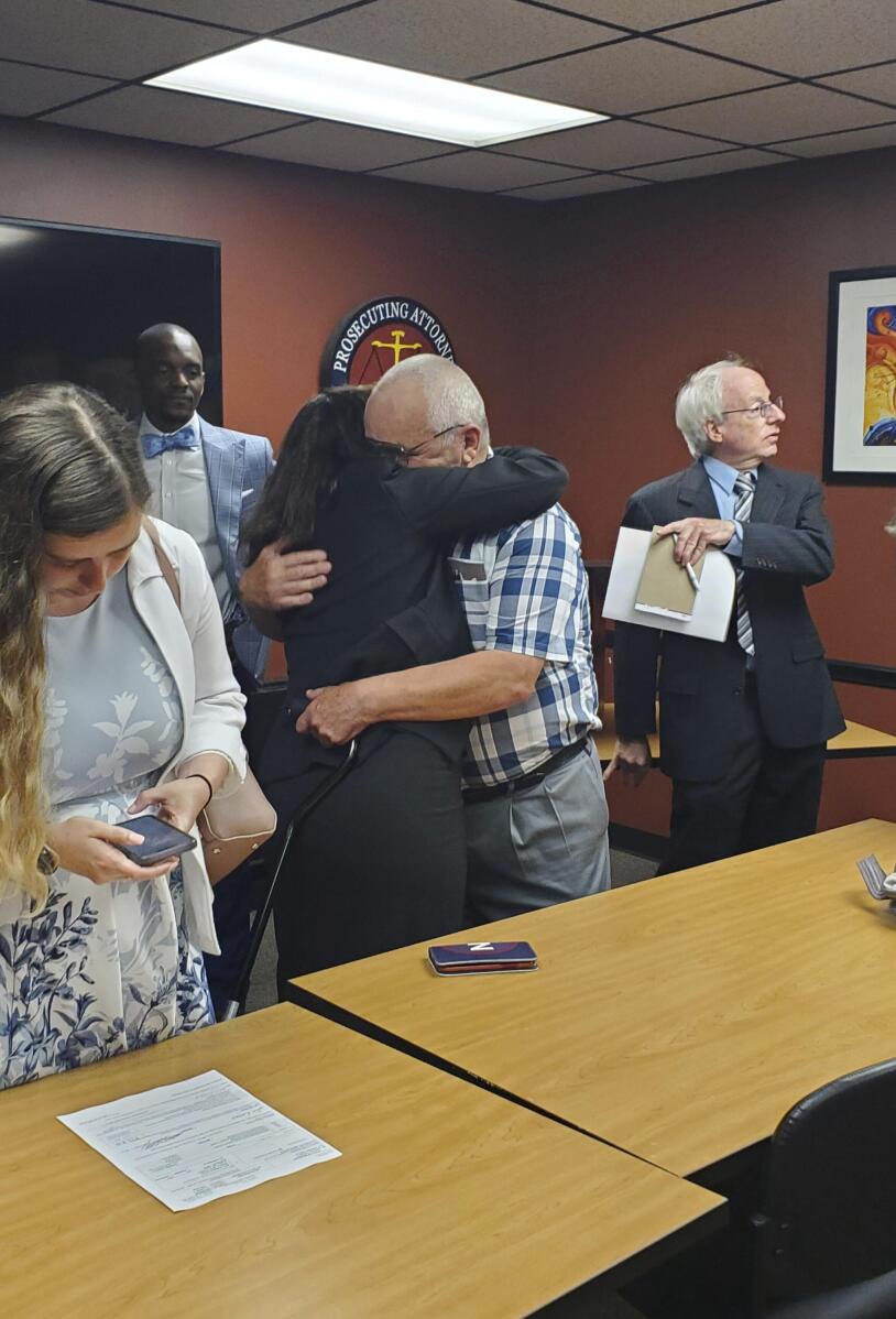 Charges dropped against man who served 21 years in prison for deaths of