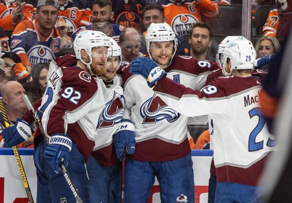 Colorado Avalanche manage large stage at NHL's Stadium Series