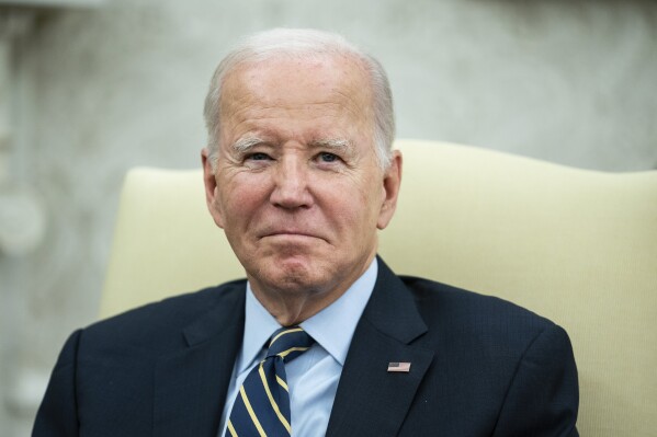 President Joe Biden meets with Ukrainian President Volodymyr Zelenskyy in the Oval Office of the White House, Thursday, Sept. 21, 2023, in Washington. (AP Photo/Evan Vucci)