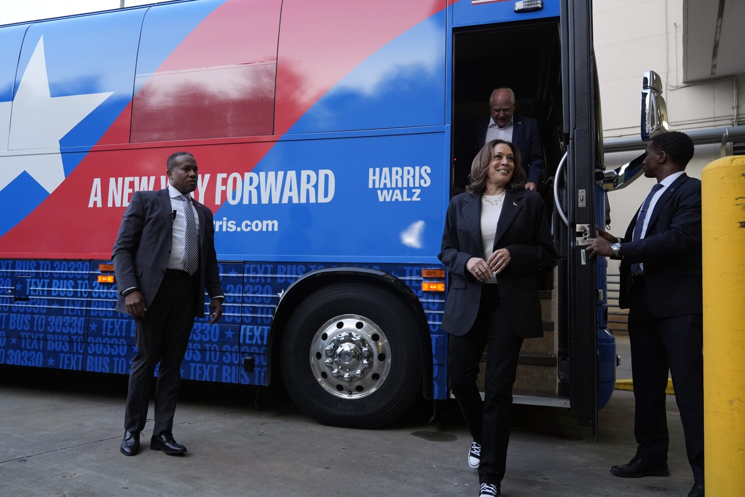 Election 2024: Harris, Walz plan new campaign tour in swing states