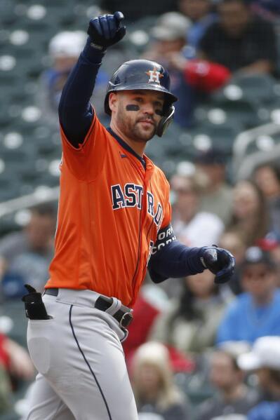 McCormick has 6 RBIs, Díaz hits RBI single in the ninth to give Astros 10-9  win over Rangers - ABC News