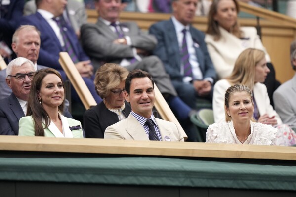 Princess Kate takes her seat in Royal Box at Wimbledon, right next