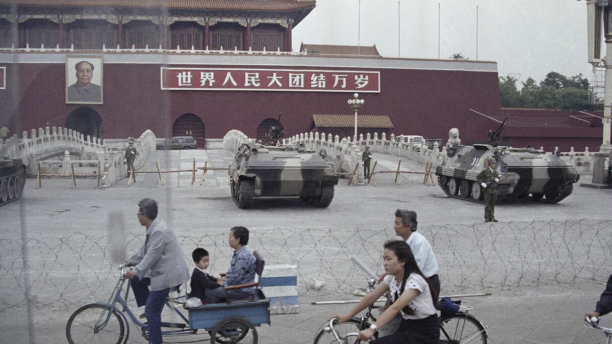 tiananmen square beijing 1989