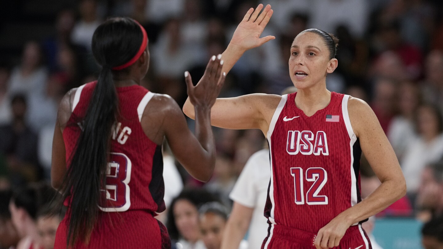 De VS en Australië zullen de Olympische basketbalrivaliteit voor vrouwen nieuw leven inblazen. België-Frankrijk ontmoeten elkaar in de andere halve finale