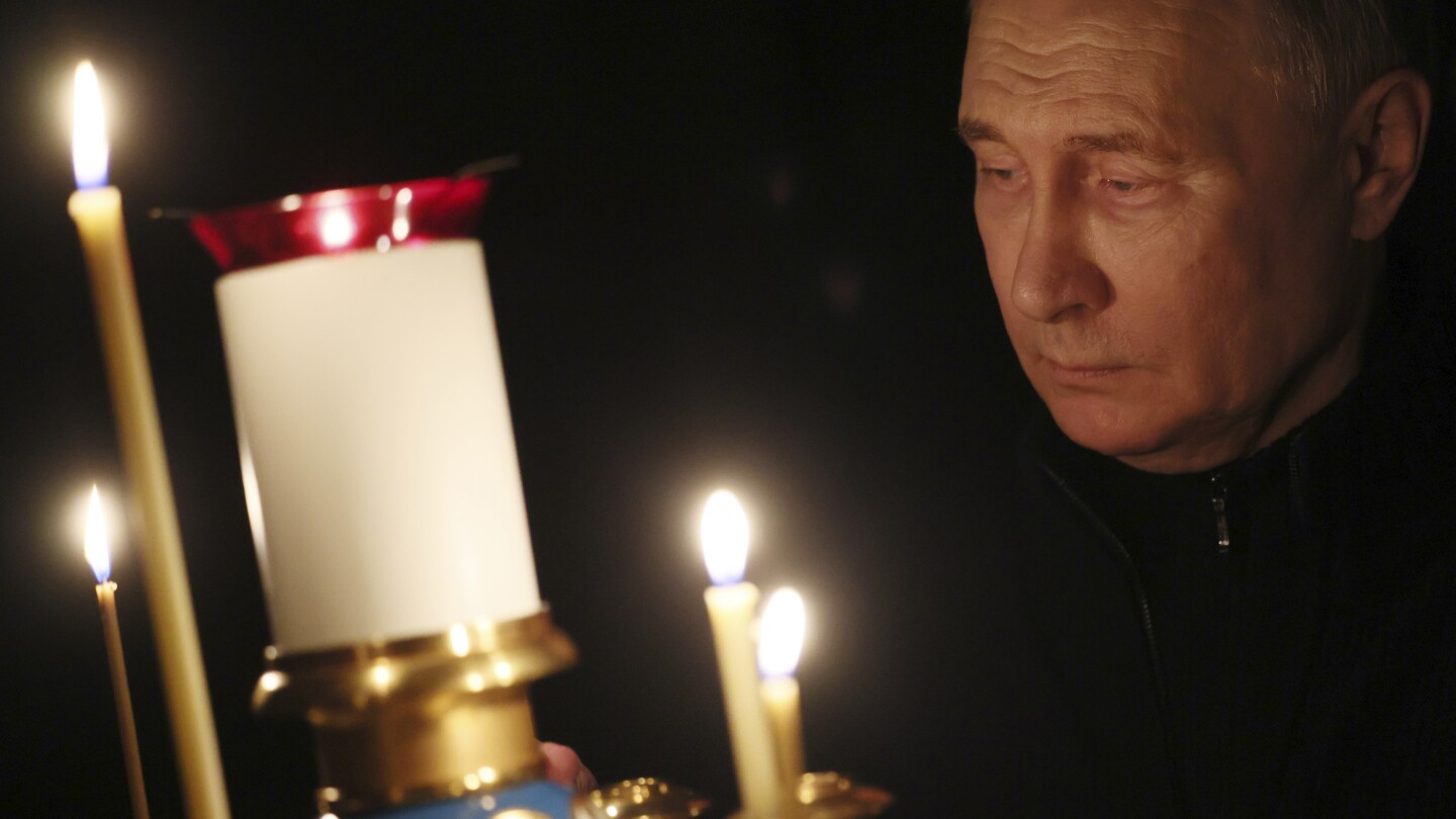 Преди седмица президентът Владимир Путин се перчеше триумфално на сцената