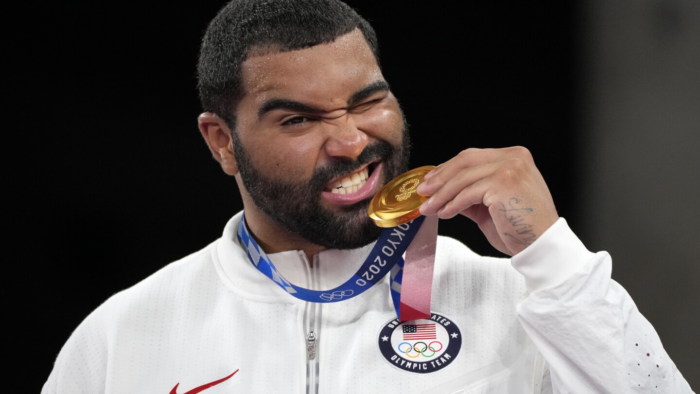 ОРЧАРД ПАРК Ню Йорк AP — състезателят със златен олимпийски