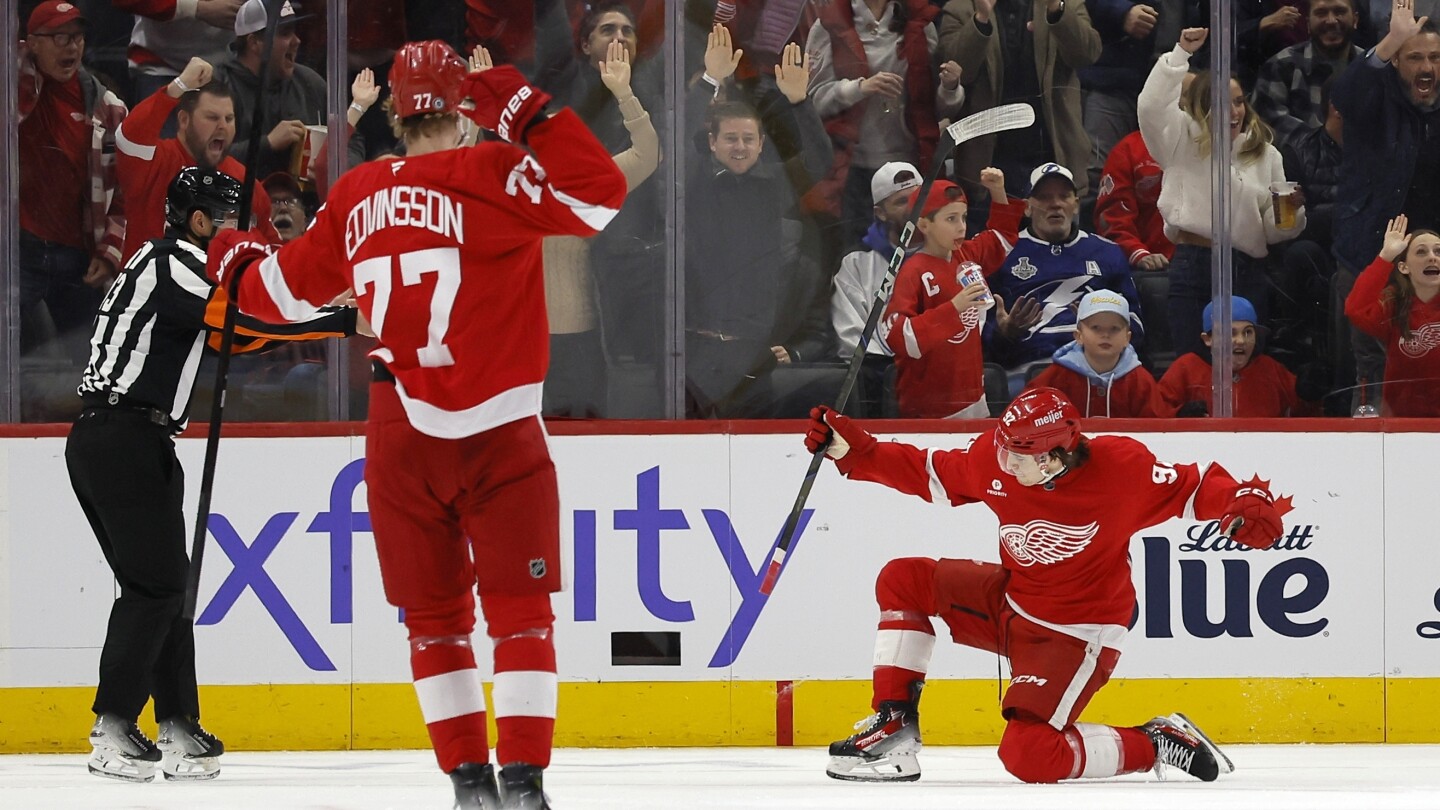 Red Wings Defeat Kings 5-2 in NHL Match