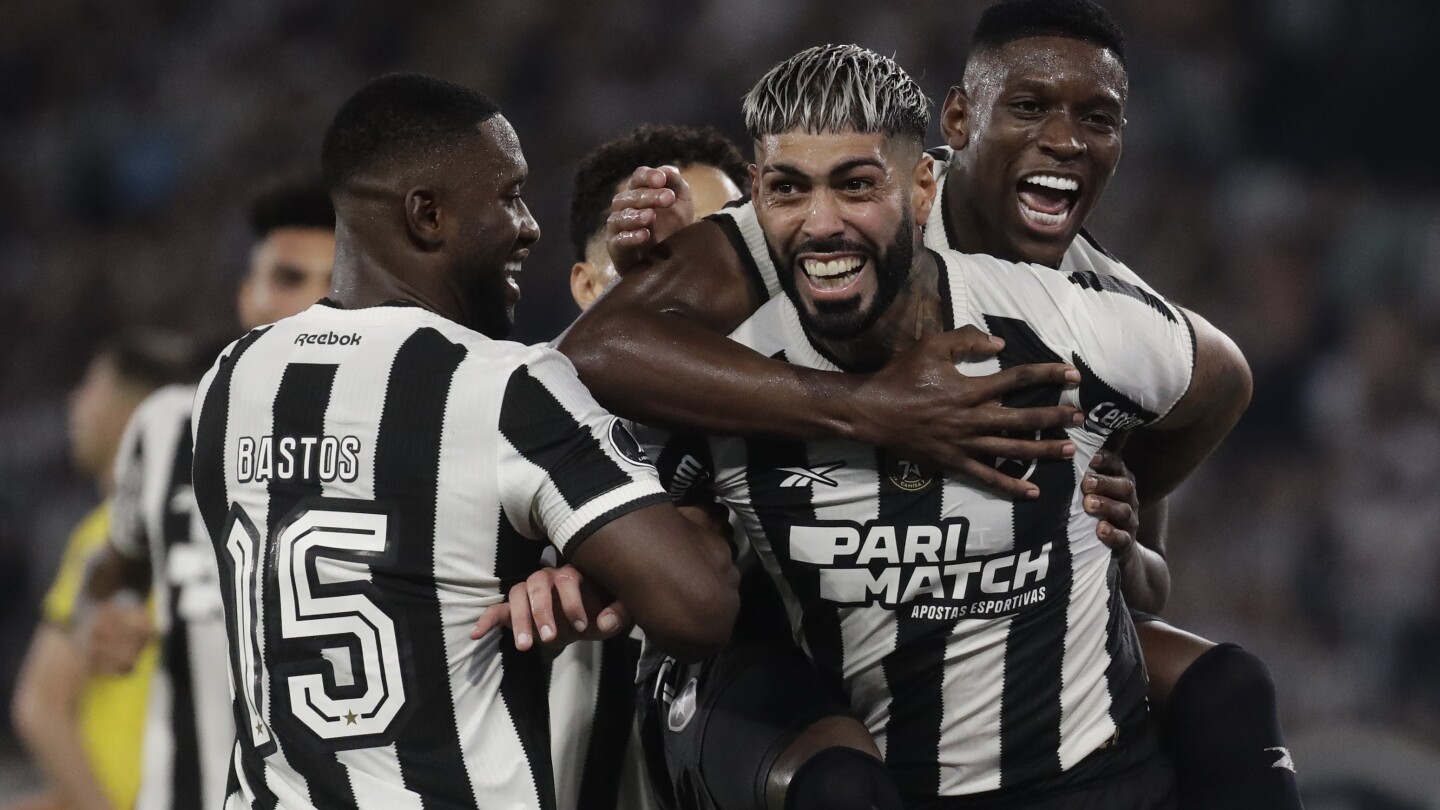 Botafogo Defeats Peñarol 5-0 in Semifinal