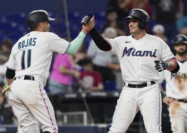 Chisholm, Aguilar each hit 2 HRs as Marlins down Astros 7-4