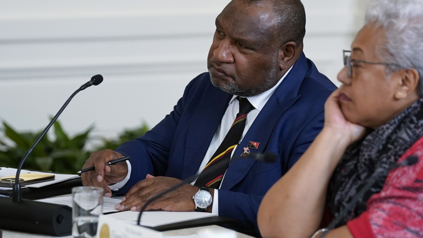 МЕЛБЪРН Австралия AP — Министър председателят на Папуа Нова Гвинея Джеймс