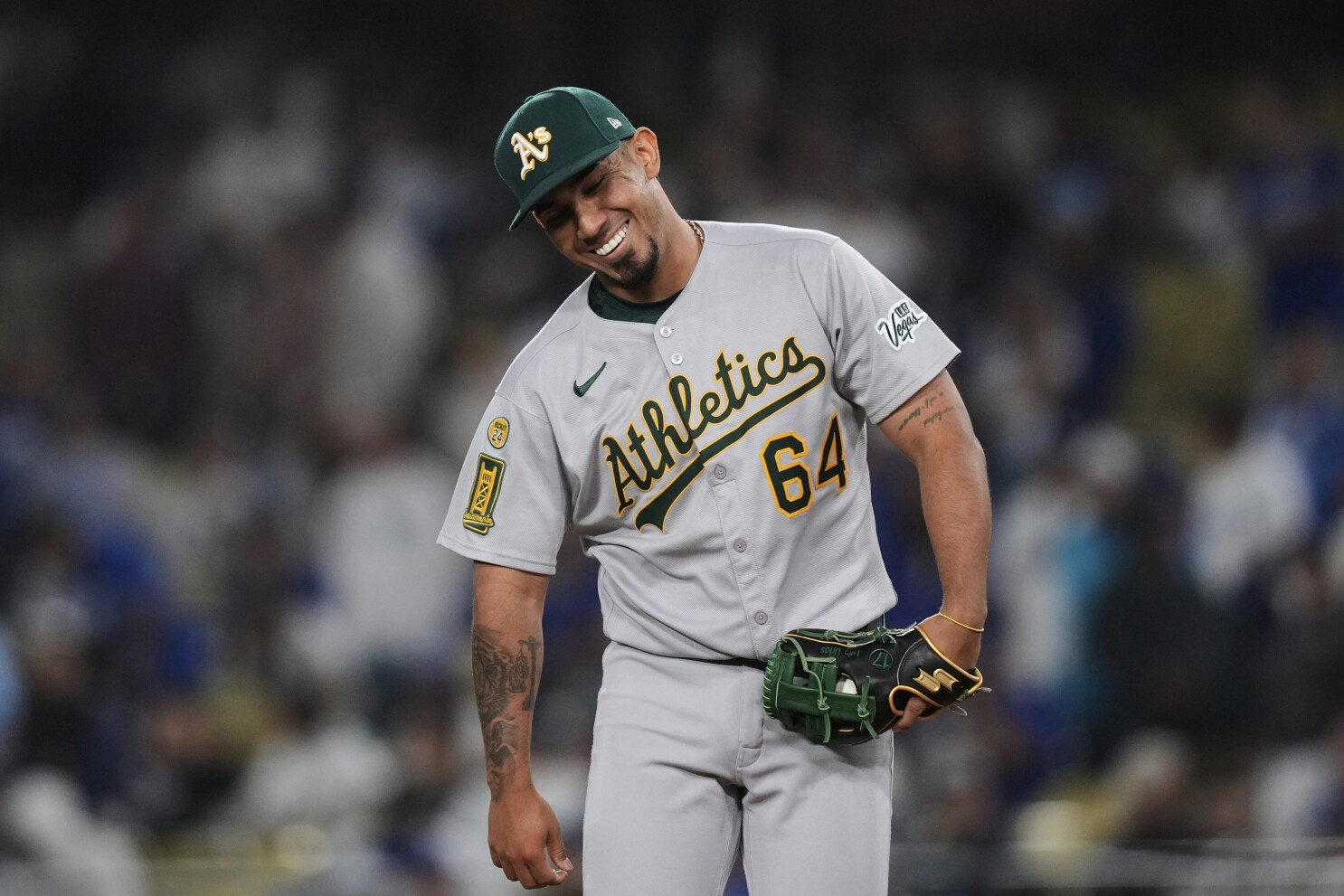 ¡Sorpresa! Shohei Ohtani se poncha contra Jhonny Pereda, jugador de posición de los A's