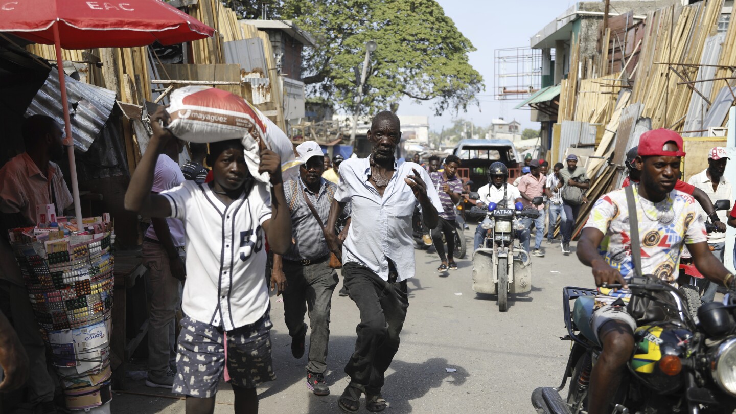 ПОРТ О ПРЕНС Хаити AP — Хаити отново е изправен пред вълна