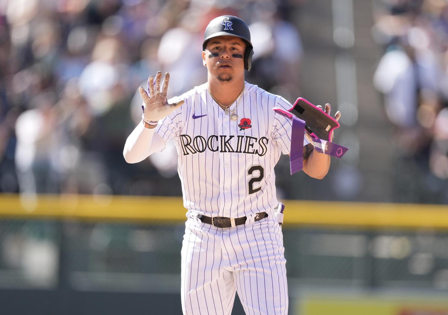 Stanton in swing of things at Coors Field