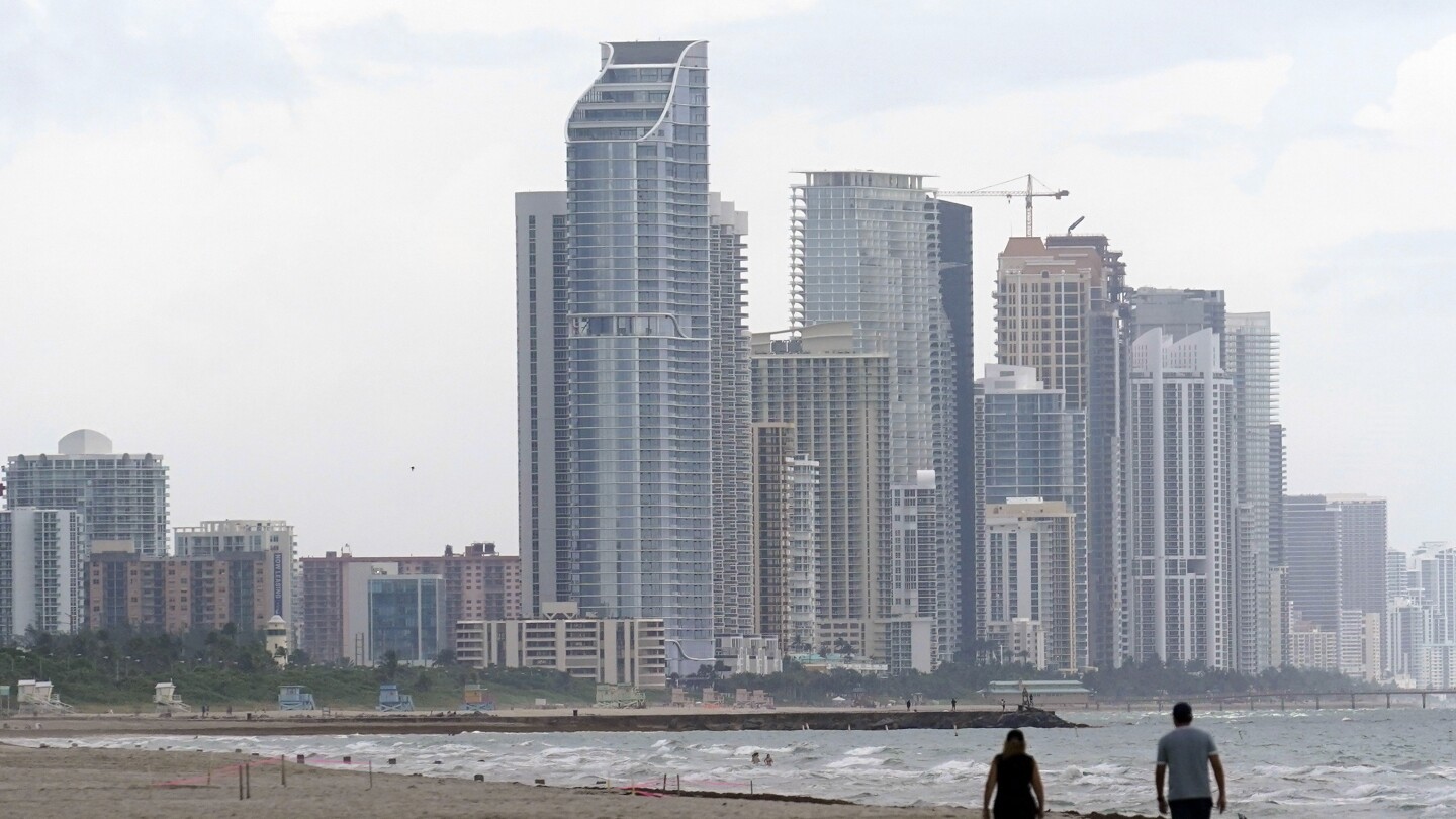 About 3 dozen high-rise constructions in South Florida are sinking