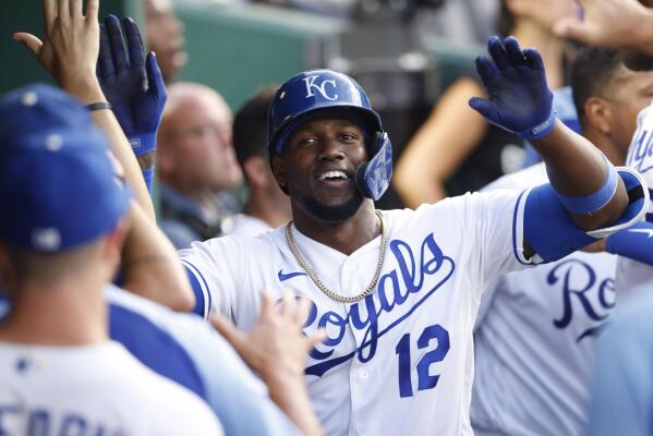 Cubs prospect Jorge Soler charges dugout with a bat