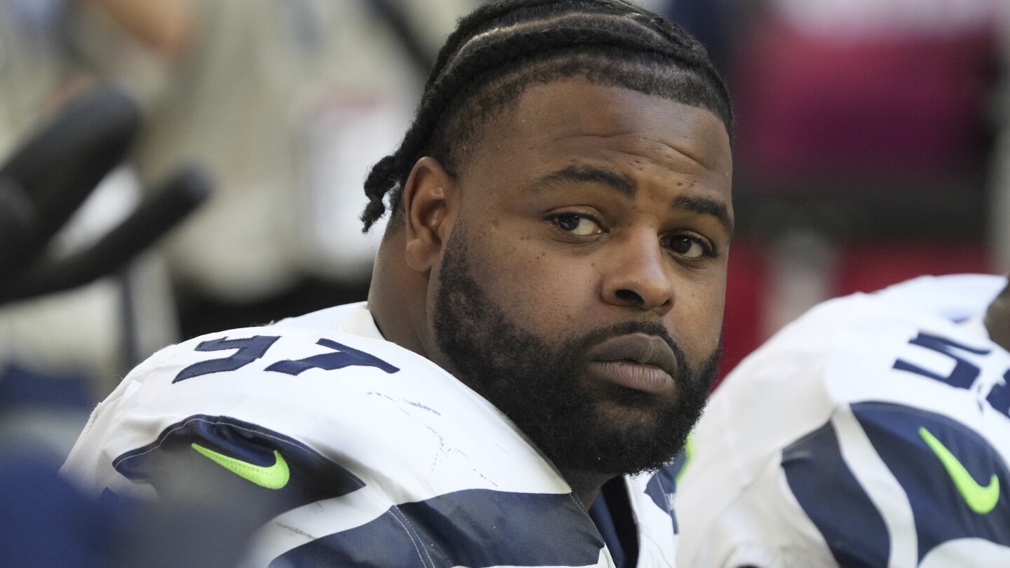 Seahawks re-sign veteran defensive tackle Johnathan Hankins
