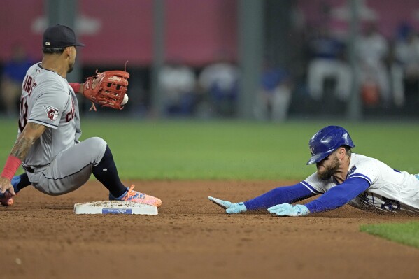 Kyle Isbel's RBI double, 04/22/2023