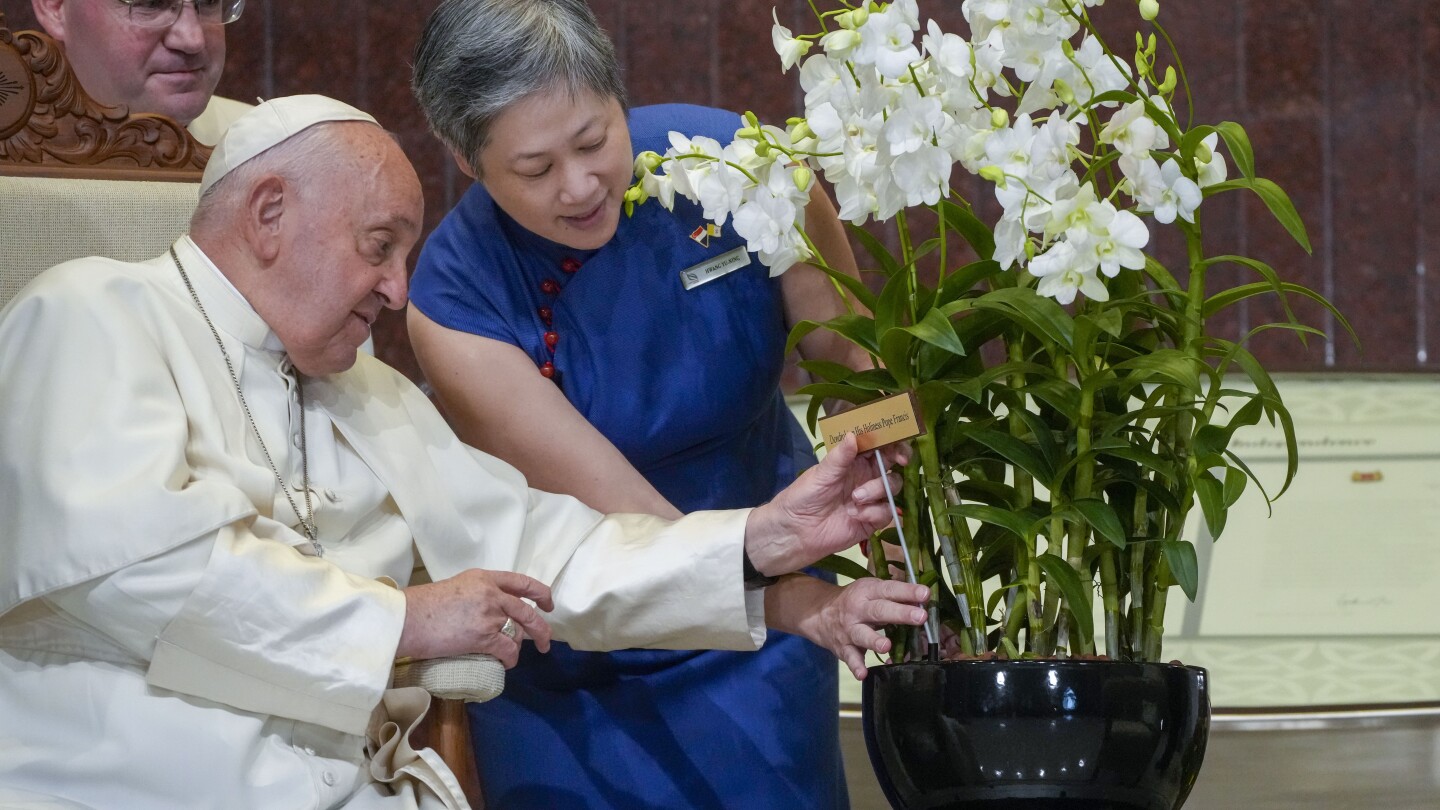 Pope marvels at Singapore’s skyscrapers and asks that the bottom migrant employees now not be forgotten