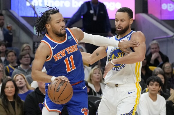 Knicks' Jalen Brunson avoids severe ankle sprain after scare vs. Grizzlies,  per report 