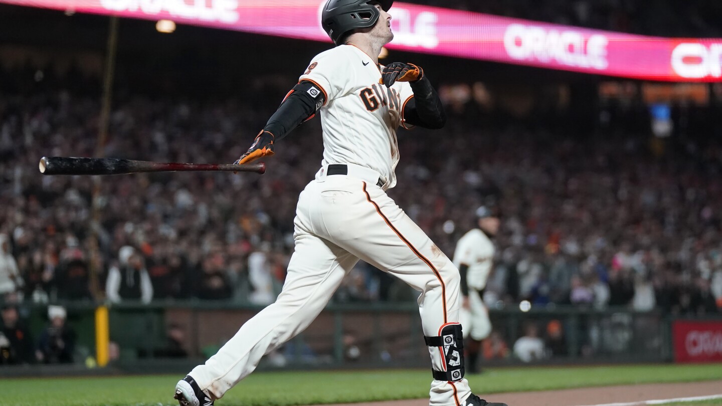 SF Giants, Mike Yastrzemski agree to $6.1 million deal - McCovey