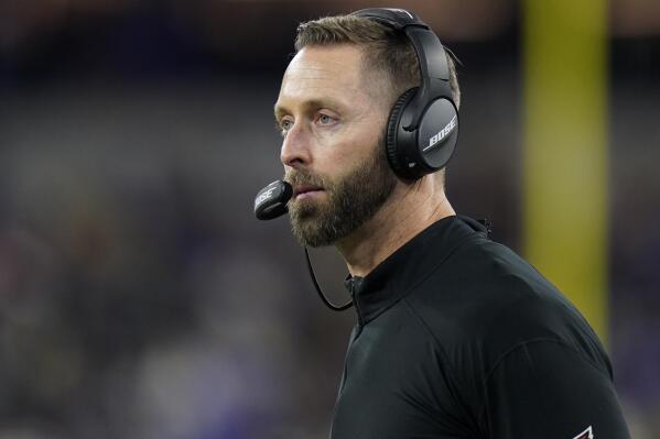 Arizona Cardinals head coach Kliff Klingsbury intends to keep  free-agent-to-be Chase Edmonds 