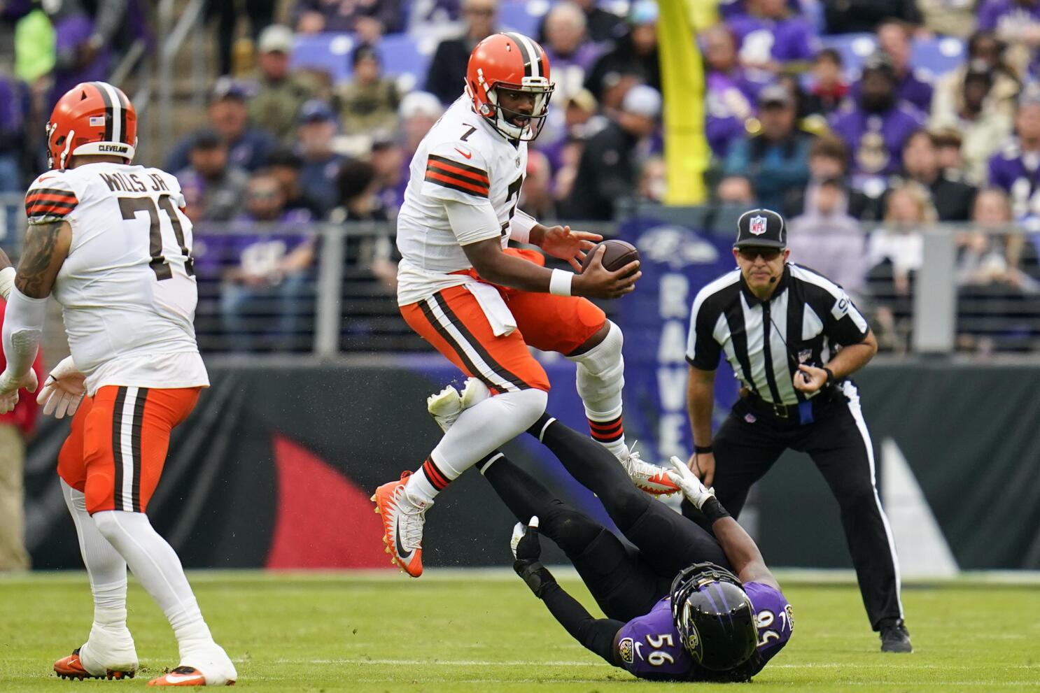 Browns treat their fans to a 32-13 Halloween night Thriller over the Bengals  to improve to 3-5 and snap their 4-game skid 