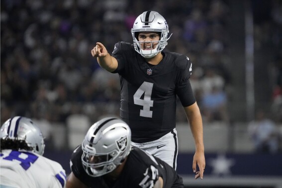 Raiders, Aidan O'Connell lose to Los Angeles Chargers