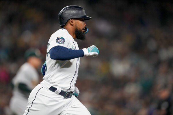 Julio Rodriguez's big night sparks offensive outburst in Mariners' 9-7 win  over Angels