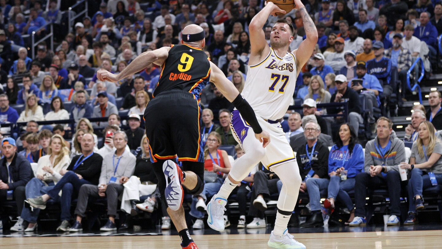 Doncic scores 30 points as Lakers dominate NBA-leading Thunder 126-99