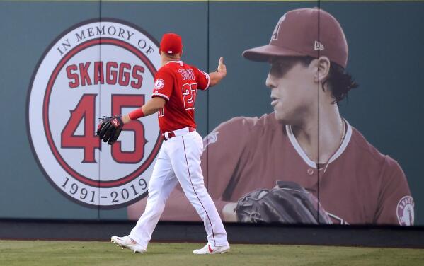 MLB: Angels earn emotional 9-4 win in Texas after Skaggs' death - The  Mainichi