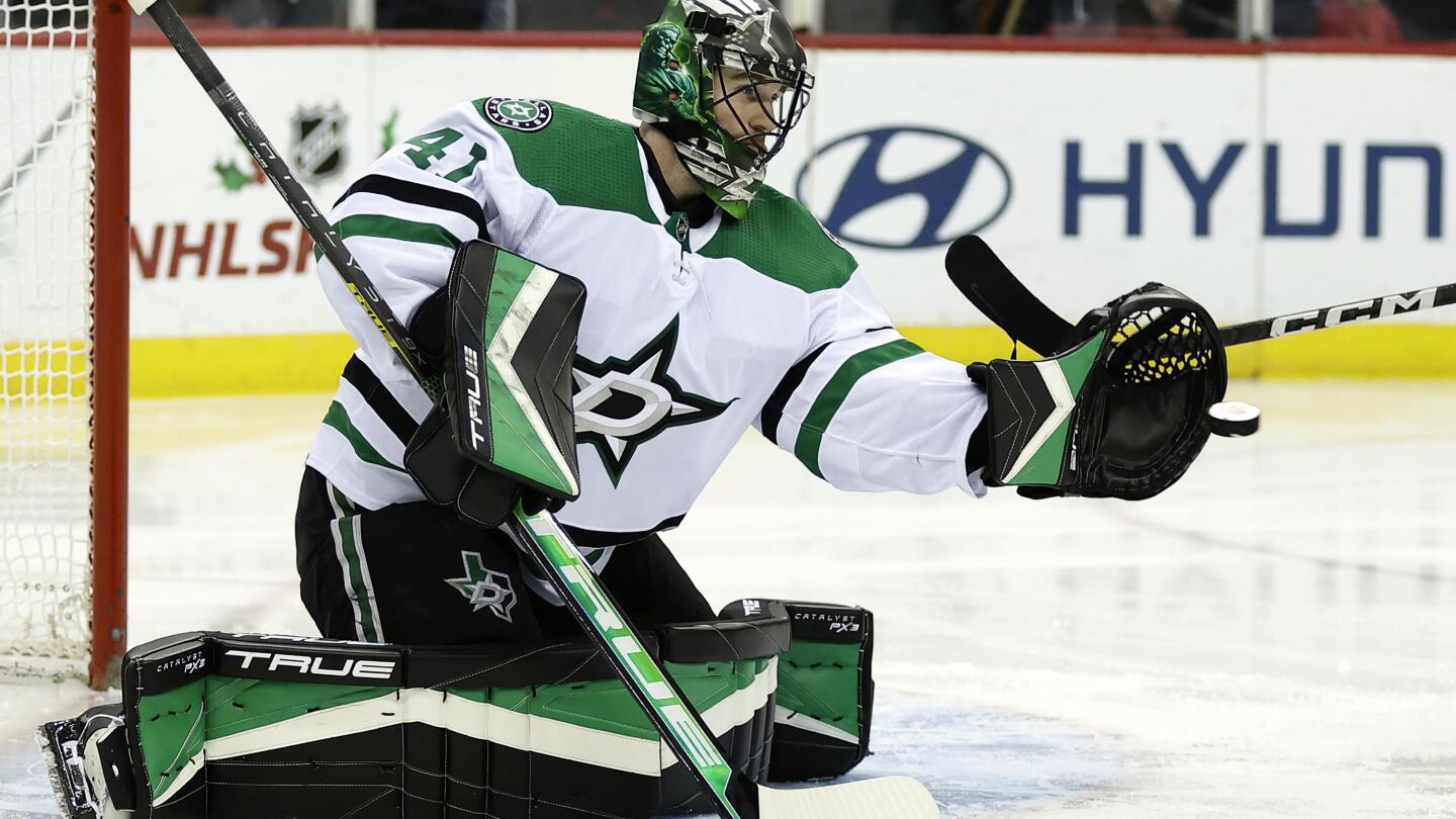 Stars rounding into form at critical time Dallas extends win streak to four  straight games