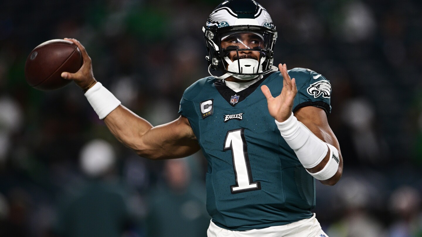 Minnesota Vikings 28-34 Philadelphia Eagles: Jalen Hurts rushes for two  touchdowns as D'Andre Swift shines, NFL News