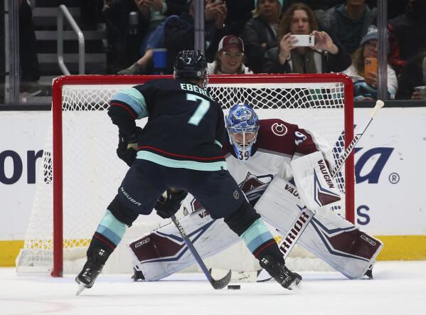 Avalanche Have Tough Decision in Net With Francouz Back