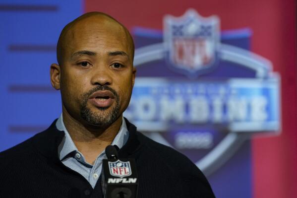 Falcons GM Fontenot finding it tough to predict NFL draft