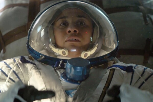 The image released by Bleecker Street shows Ariana DeBose in a scene from "I.S.S." (Bleecker Street via 番茄直播)