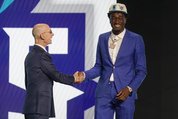 Hornets entering NBA Draft with 2 first-round picks, no coach