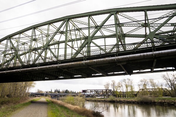 The Fishing Wars Memorial Bridge, which has been closed indefinitely since October 2023 after the Federal Highway Administration raised safety concerns, is shown Tuesday, March 26, 2024, in Tacoma, Wash. (AP Photo/Lindsey Wasson)