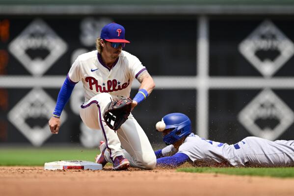 Kyle Schwarber and Drew Ellis combine to lead the Phillies rout