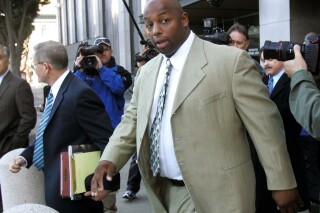 Former NFL football player Dana Stubblefield leaves a federal courthouse in San Francisco, Jan. 18, 2008. (AP Photo/Jeff Chiu, File)
