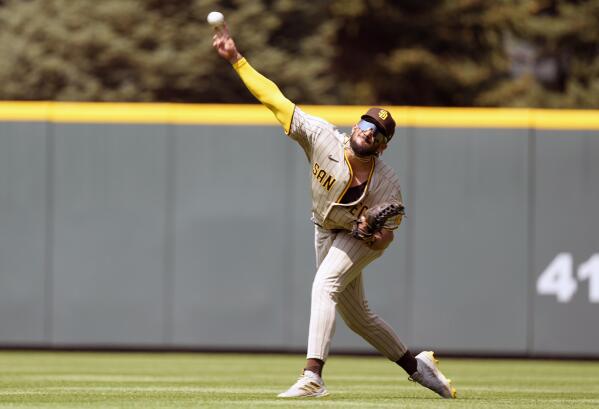 Jake Arrieta injury in first Padres start