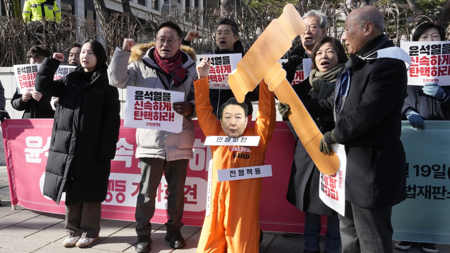 Yoon appears in 2 different South Korean courts while defending his martial law decree