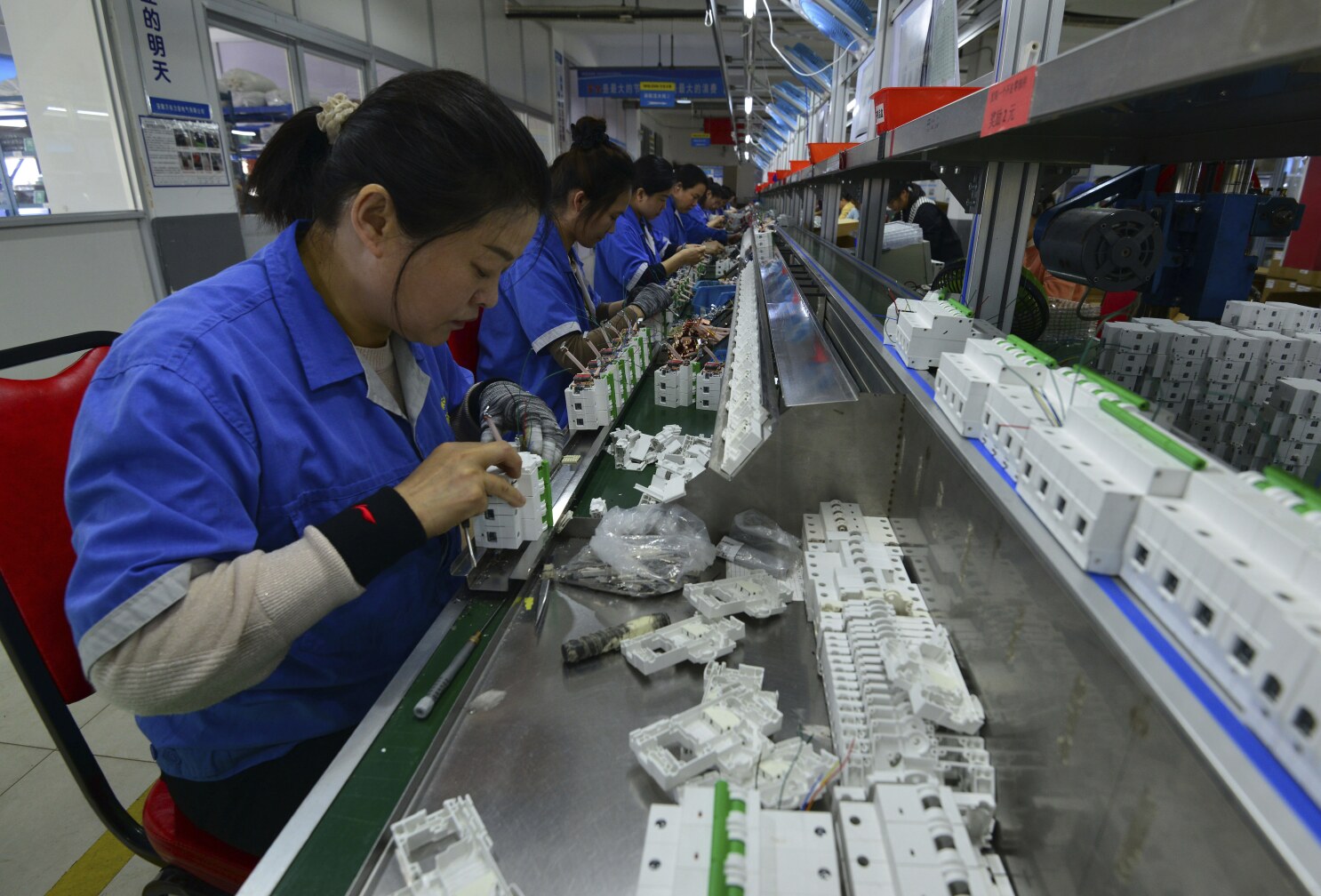 China shrugs off threat of US tariffs to economy, says it has tools to protect jobs