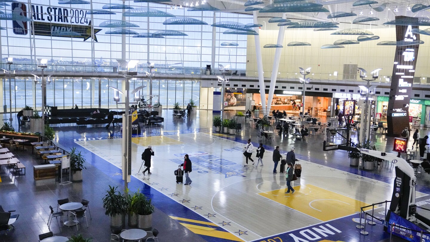 ИНДИАНАПОЛИС (AP) — Пътниците на международното летище на Индианаполис ще