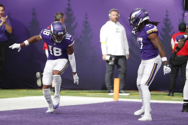 Minnesota Vikings: Time to rebuild or stay the course?