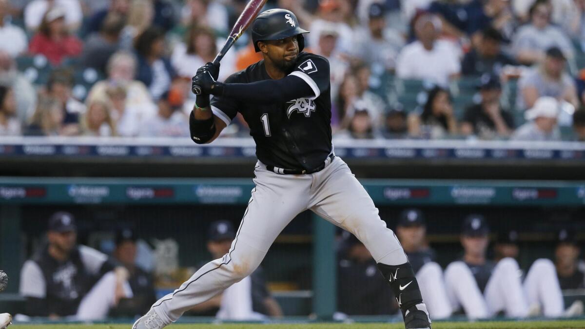 Chicago White Sox fill need at second base, agree to deal with two
