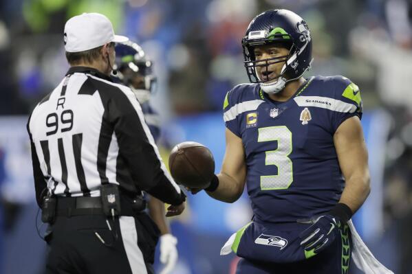 Seahawks QB Russell Wilson wasted little time taking charge of team