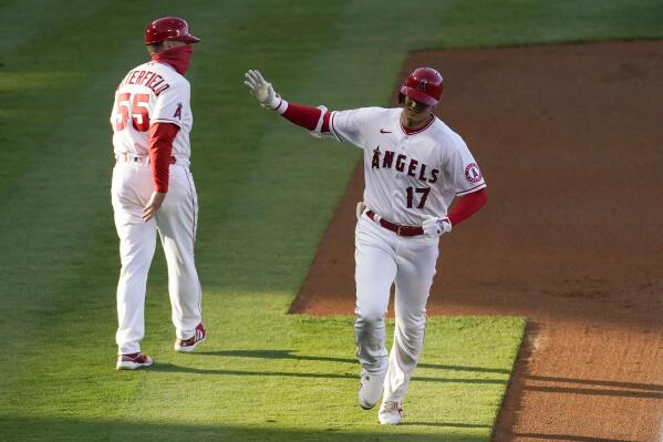 Shohei Ohtani hits 470-foot home run